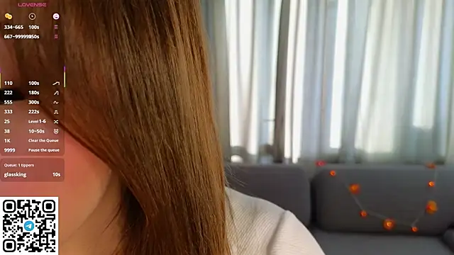 Snapshot of KristiGroune chatting on November 2025 06:13:01 AM KristiGroune online show from November 2025 06:13:01 AM