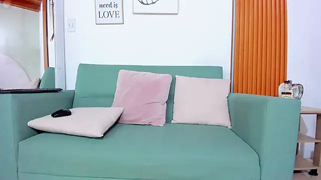 Snapshot of KyleDusk chatting on November 2025 01:03:01 PM KyleDusk online show from November 2025 01:03:01 PM