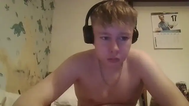 TomasCramp online show from October 2025 03:52:01 PM