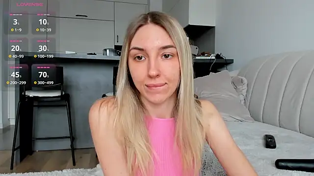 Snapshot of Sunny_Rina_ chatting on February 2026 09:03:02 AM Sunny Rina online show from February 2026 09:03:02 AM