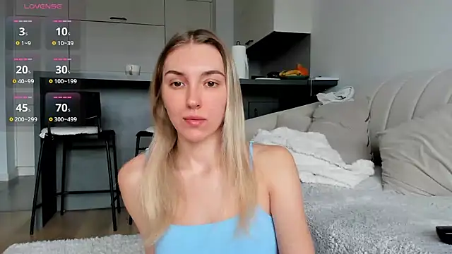 Snapshot of Sunny_Rina_ chatting on April 2026 07:13:01 AM Sunny Rina online show from April 2026 07:13:01 AM