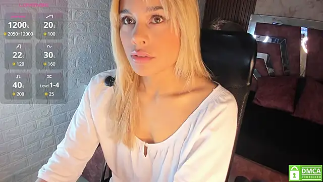 Snapshot of hot_cupid01 chatting on April 2026 10:43:01 AM hot cupid01 online show from April 2026 10:43:01 AM