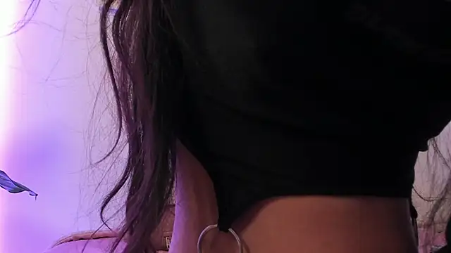 Snapshot of canelleGarces chatting on March 2026 12:49:01 AM canelleGarces online show from March 2026 12:49:01 AM