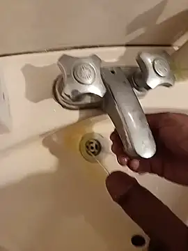 Snapshot of Hugopingonasa2024 chatting on May 2026 11:01:04 PM Hugopingonasa2024 online show from May 2026 11:01:04 PM