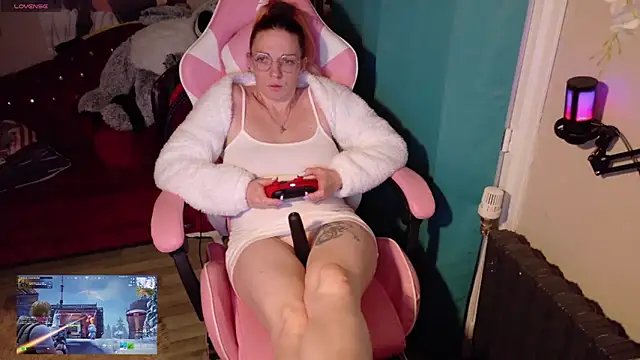 Snapshot of rubystrip chatting on April 2026 07:25:02 PM rubystrip online show from April 2026 07:25:02 PM