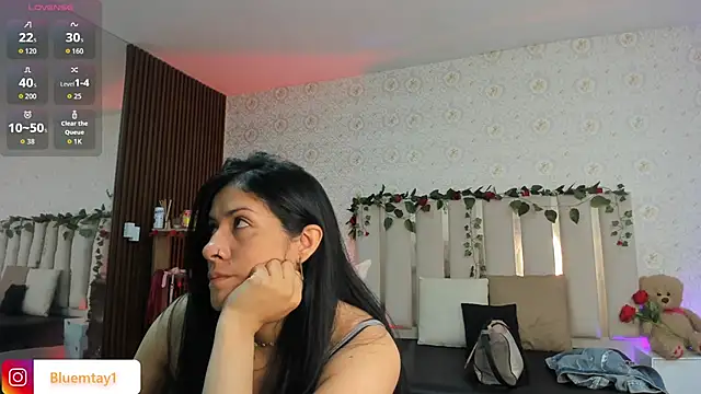 BLUE TAY1 online show from February 2026 12:01:02 PM