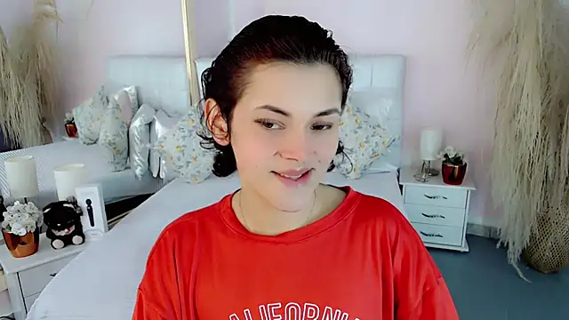 nathalialoes1 online show from December 2025 06:12:02 PM