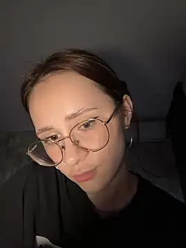 Snapshot of MartaBrent chatting on June 2026 11:09:02 PM MartaBrent online show from June 2026 11:09:02 PM