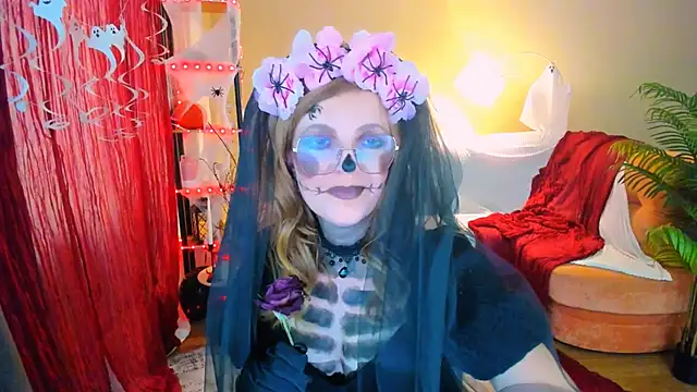 Snapshot of YourUniverser chatting on October 2025 06:03:02 AM YourUniverser online show from October 2025 06:03:02 AM