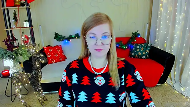 Snapshot of YourUniverser chatting on December 2025 09:25:01 AM YourUniverser online show from December 2025 09:25:01 AM