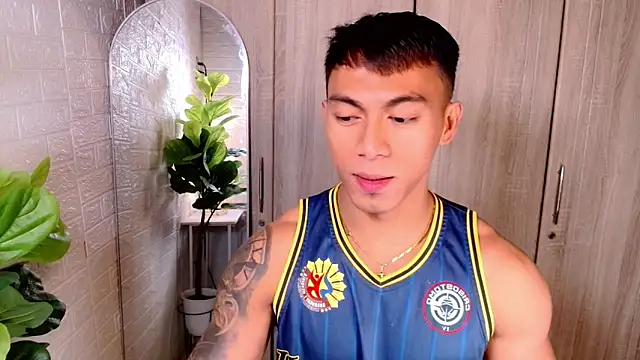 Snapshot of PinooyMilker chatting on November 2025 02:43:02 AM PinooyMilker online show from November 2025 02:43:02 AM