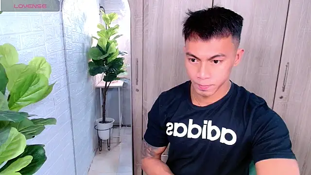 Snapshot of PinooyMilker chatting on December 2025 06:41:01 AM PinooyMilker online show from December 2025 06:41:01 AM