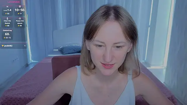 Snapshot of LuluChiiii chatting on September 2025 10:18:01 AM LuluChiiii online show from September 2025 10:18:01 AM