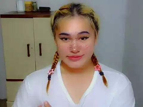 Snapshot of Annierose_ts chatting on February 2026 10:15:02 PM Annierose ts online show from February 2026 10:15:02 PM