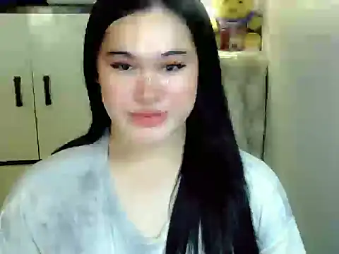 Snapshot of Annierose_ts chatting on April 2026 05:17:01 PM Annierose ts online show from April 2026 05:17:01 PM