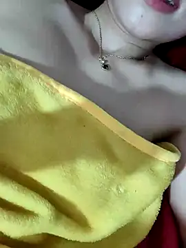 Snapshot of Ingrid428 chatting on April 2026 03:19:01 AM Ingrid428 online show from April 2026 03:19:01 AM