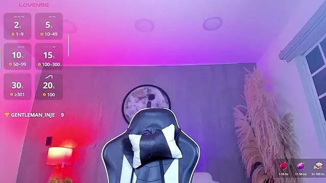 luccia smith online show from March 2026 02:26:02 AM