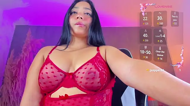 luccia smith online show from May 2026 02:27:02 AM