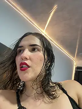 Snapshot of annymaldonado chatting on May 2026 05:51:01 PM annymaldonado online show from May 2026 05:51:01 PM