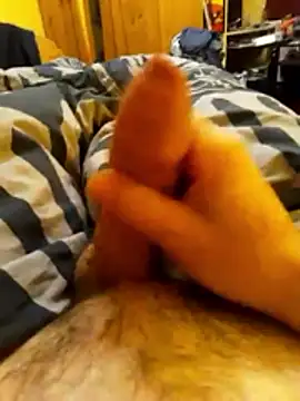 Snapshot of chrisdic27 chatting on March 2026 04:45:02 AM chrisdic27 online show from March 2026 04:45:02 AM