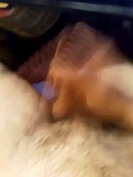 Snapshot of chrisdic27 chatting on April 2026 06:09:01 PM chrisdic27 online show from April 2026 06:09:01 PM