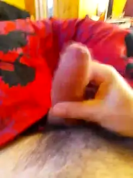 Snapshot of chrisdic27 chatting on April 2026 05:32:02 AM chrisdic27 online show from April 2026 05:32:02 AM