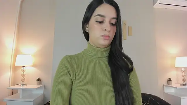 natachadiaz  online show from November 2025 11:32:02 AM