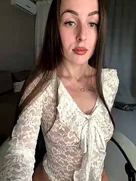 SakuraSara online show from September 2025 04:07:01 PM