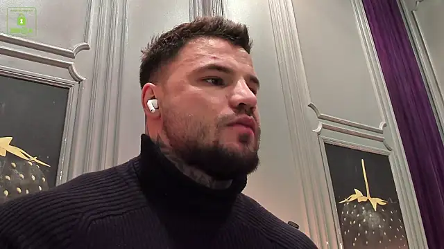 Snapshot of OliverSport chatting on March 2026 11:02:01 AM OliverSport online show from March 2026 11:02:01 AM