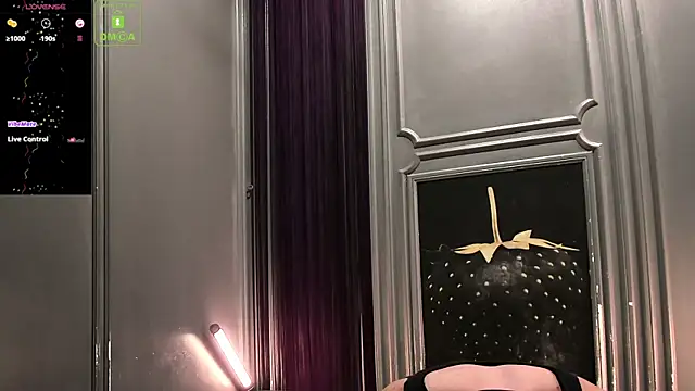 Snapshot of OliverSport chatting on April 2026 05:01:02 AM OliverSport online show from April 2026 05:01:02 AM