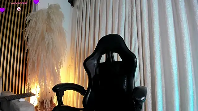 JulienSaint online show from February 2026 11:55:01 AM