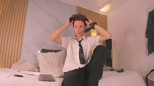 Snapshot of IM_DAREN chatting on November 2025 03:18:02 AM IM DAREN online show from November 2025 03:18:02 AM