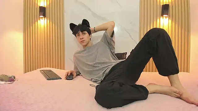 Snapshot of IM_DAREN chatting on November 2025 03:16:01 AM IM DAREN online show from November 2025 03:16:01 AM