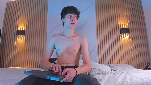 Snapshot of IM_DAREN chatting on November 2025 03:19:02 AM IM DAREN online show from November 2025 03:19:02 AM