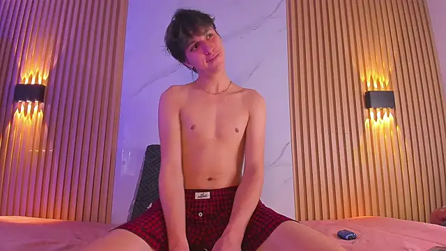 Snapshot of IM_DAREN chatting on December 2025 04:10:01 AM IM DAREN online show from December 2025 04:10:01 AM