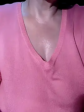 Snapshot of Troiavaca chatting on November 2025 02:27:01 PM Troiavaca online show from November 2025 02:27:01 PM