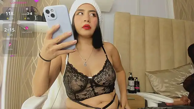 Melani Rosse online show from October 2025 03:17:01 AM