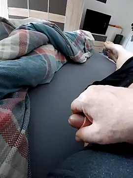 nikfu274 online show from April 2026 07:41:01 AM