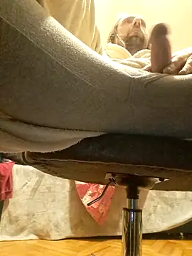 Snapshot of Niptalk84 chatting on October 2025 09:05:02 PM Niptalk84 online show from October 2025 09:05:02 PM