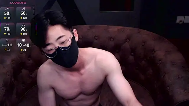asiantwinkz online show from April 2026 12:42:01 PM
