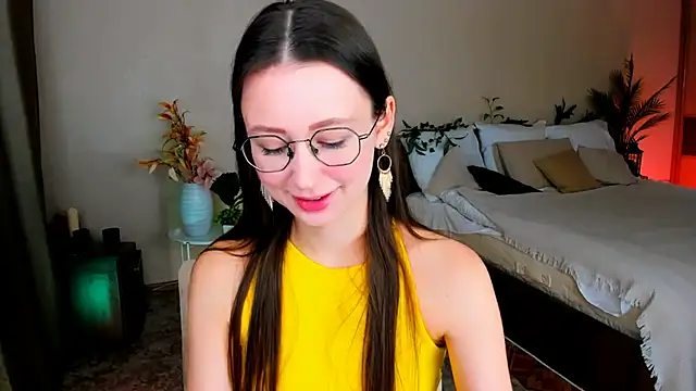 Snapshot of YourLovellyStory chatting on December 2025 11:26:02 AM YourLovellyStory online show from December 2025 11:26:02 AM