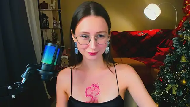 Snapshot of YourLovellyStory chatting on December 2025 04:23:01 PM YourLovellyStory online show from December 2025 04:23:01 PM