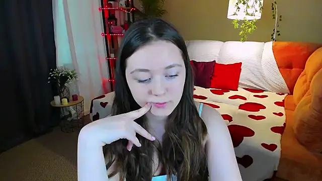 Snapshot of AlluringLookk chatting on March 2026 11:43:01 AM AlluringLookk online show from March 2026 11:43:01 AM