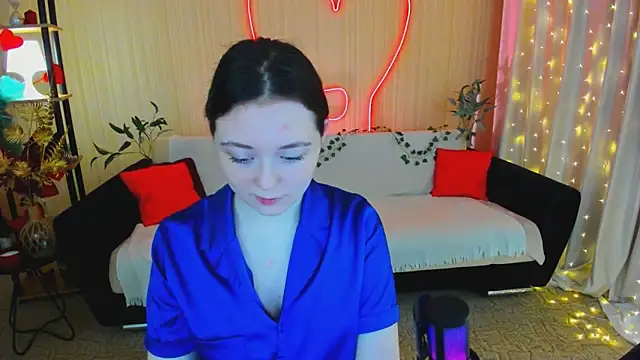 Snapshot of AlluringLookk chatting on April 2026 05:48:02 PM AlluringLookk online show from April 2026 05:48:02 PM