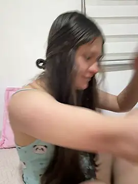 Snapshot of Emilyybennet_ chatting on March 2026 05:18:01 AM Emilyybennet online show from March 2026 05:18:01 AM