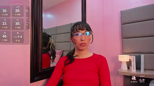 Snapshot of Emilia_Bons chatting on March 2026 01:25:01 PM Emilia Bons online show from March 2026 01:25:01 PM