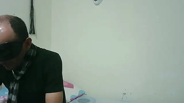 coplehot27 online show from January 2026 03:27:01 PM