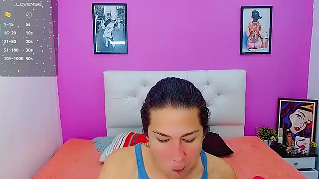 Azley sweet online show from September 2025 01:56:01 PM