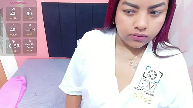 curvybrunnett online show from March 2026 12:00:02 PM