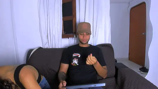 bamby kitty online show from November 2025 04:45:02 AM